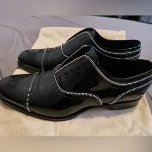 Louis Vuitton Men Black Patent Leather Zipper Shoes EUC Louis Vuitton Black Patent Leather and Suede Studded Slip  main image 3
